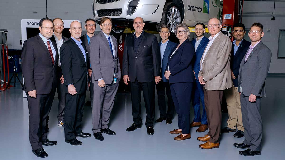 Leaders from Gulfstream Aerospace visit Aramco's Detroit research center