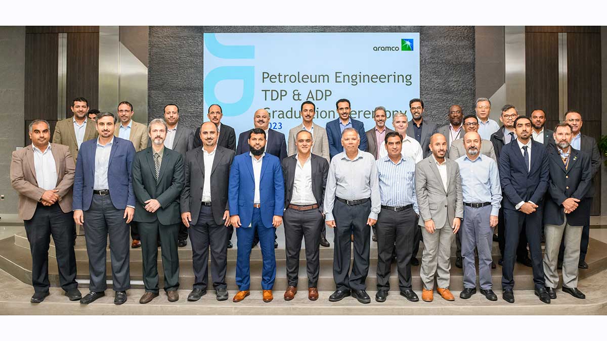 PE recognizes technologist program grads and advanced degree employees from 2022