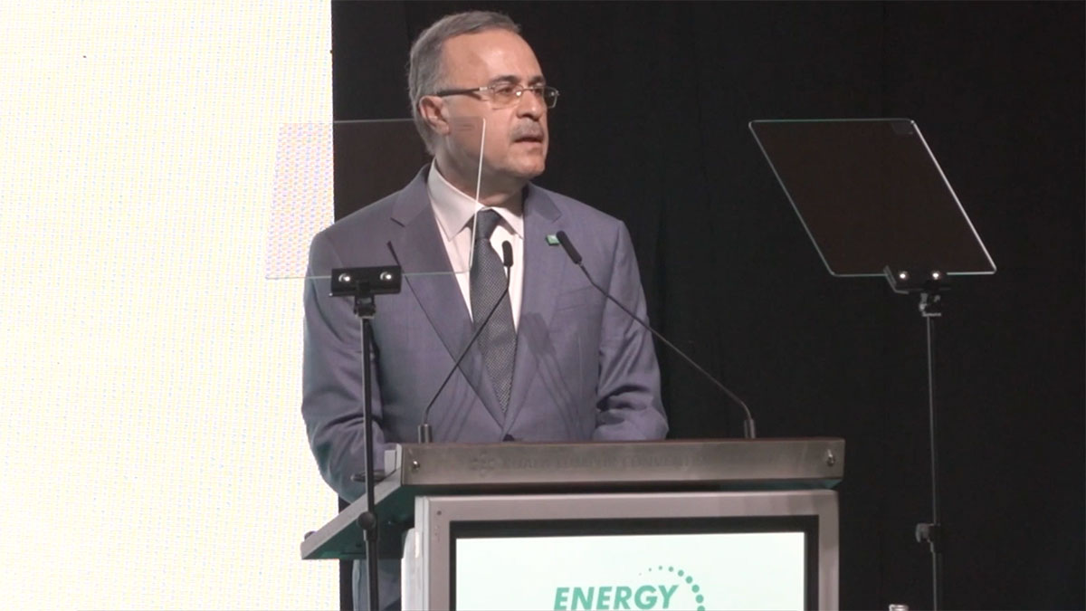 فيديو: الناصر يدعو إلى مزيد من التأثير الآسيوي في المناقشات العالمية لتحوّلات الطاقة