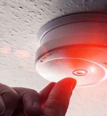 نصائح للسلامة في فصل الصيف: الوقاية من الحرائق المنزلية