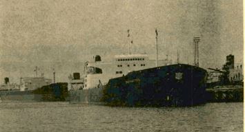 This Day in History (1962): Super Tanker takes on record load of crude