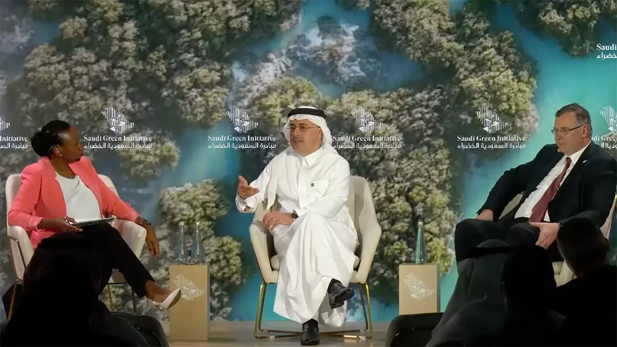 ‏فيديو: الناصر يناقش مستقبل الطاقة في ‫منتدى مبادرة السعودية الخضراء