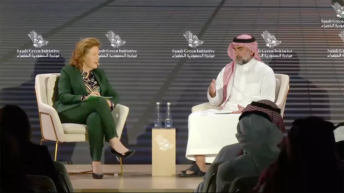 الرميّان يدعو العالم إلى اتباع نهج عملي متعدد المراحل لمواجهة تحديات خفض الانبعاثات