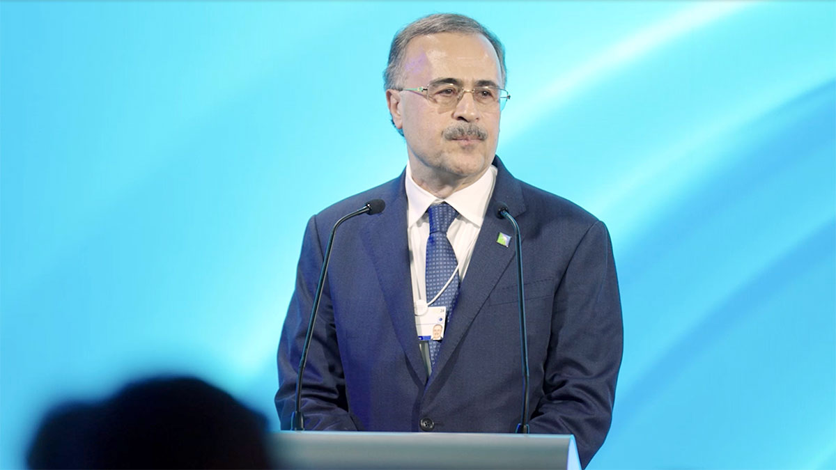 VIDEO: At World Economic Forum, CEO emphasizes facts over misinformation