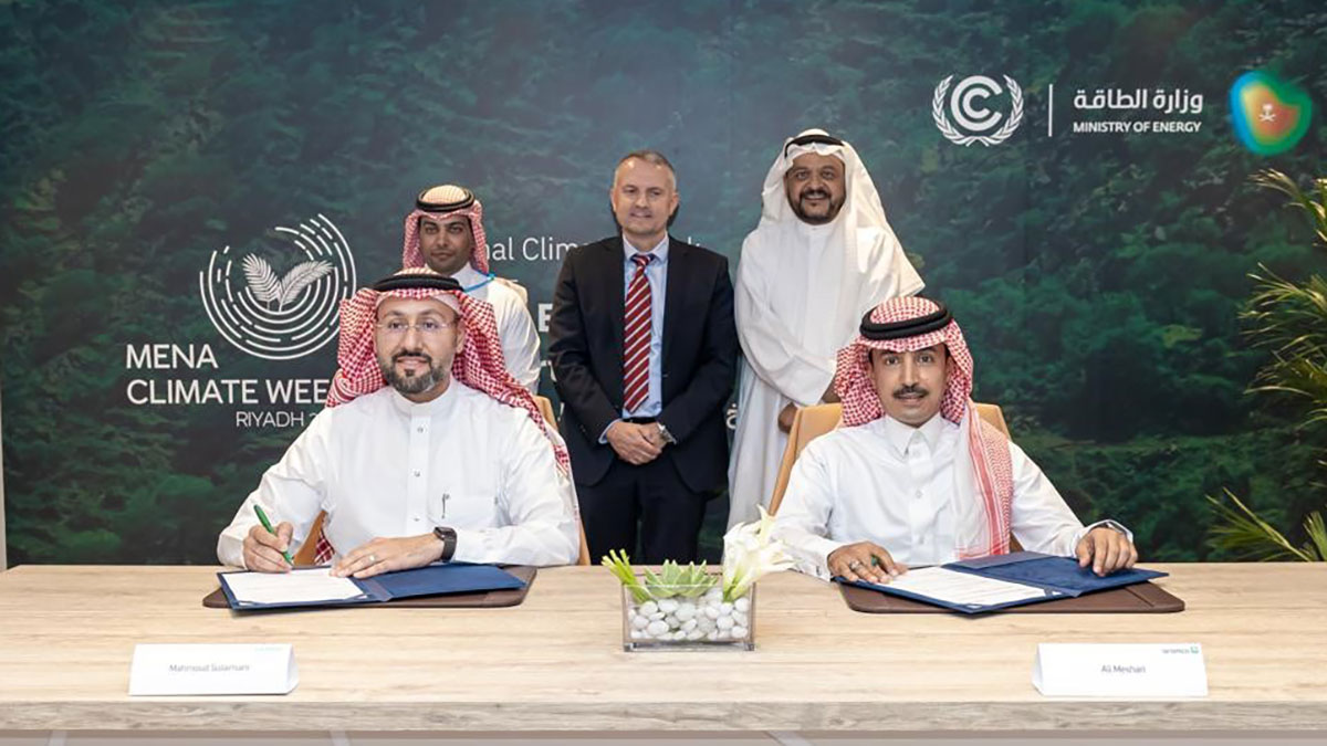 Signing of an agreement to work on the DAC project with Siemens