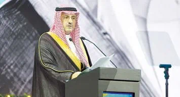 كبير الإداريين الماليين يستعرض مستقبل الطاقة