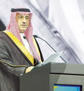 كبير الإداريين الماليين يستعرض مستقبل الطاقة