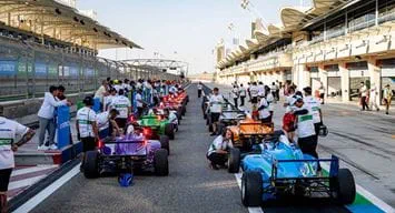 Formula 4 motor racing returns with a roar