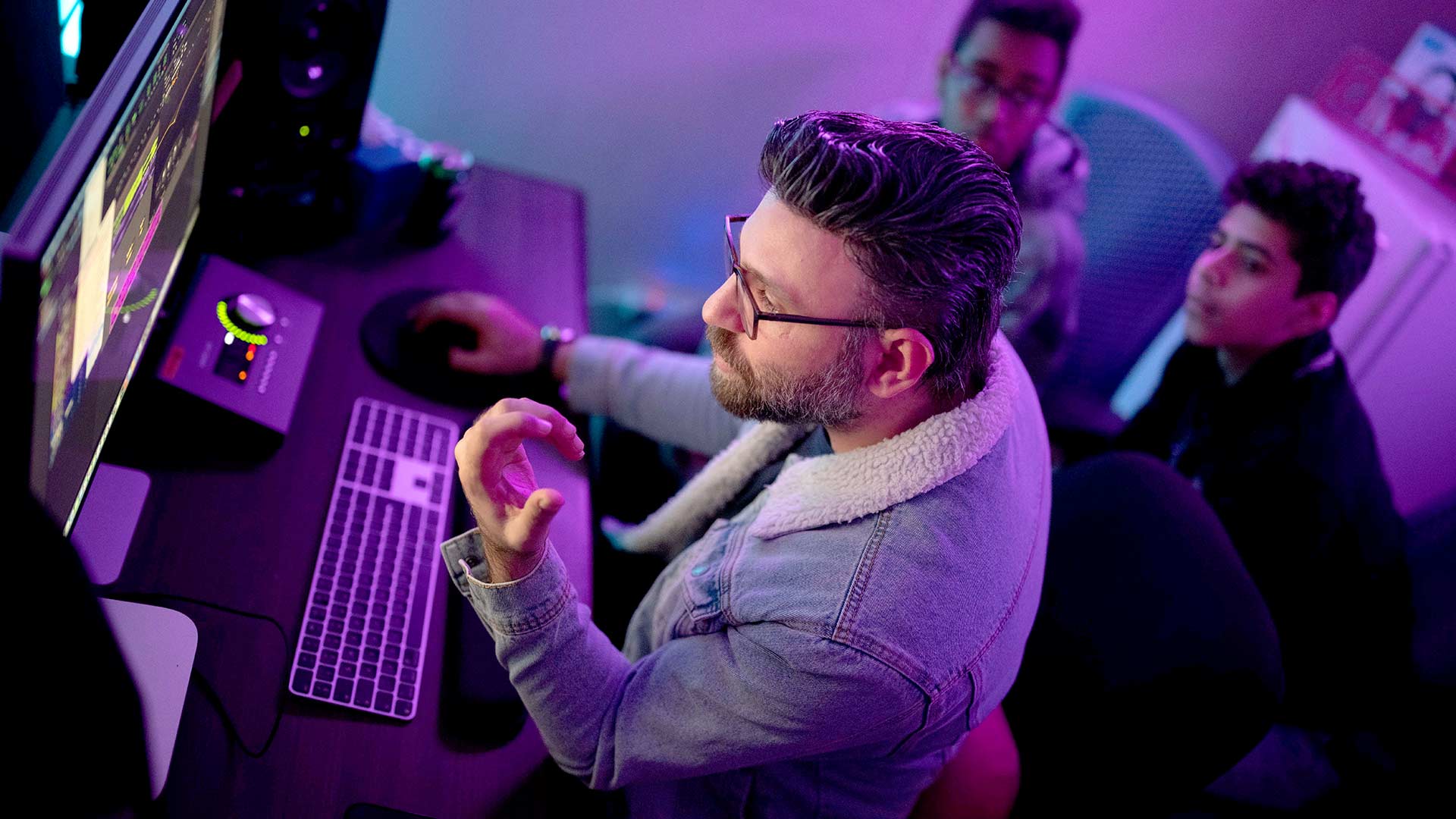 Aramco school music technology students experience the energy of Aramco Radio