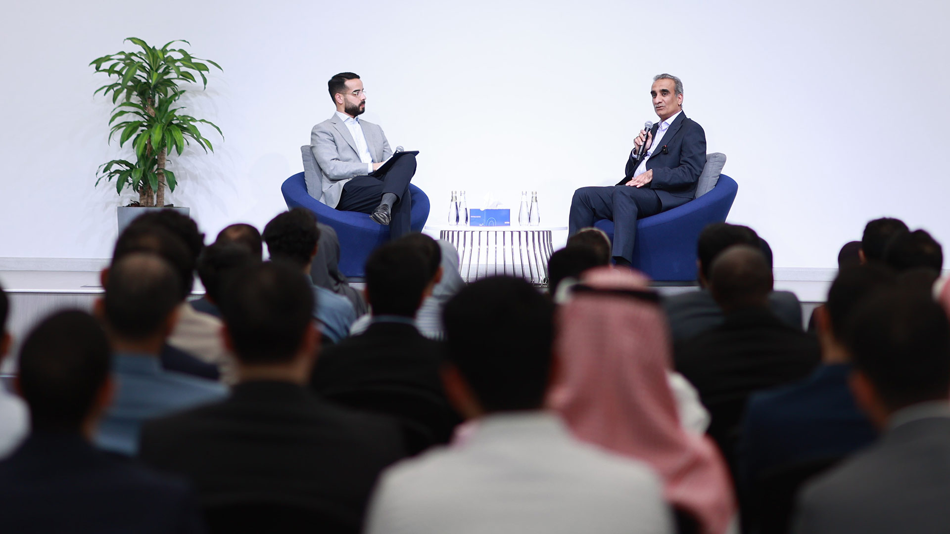 ‘A wake-up call to everybody’: YLAB Dialogue explores resilience during global energy crisis