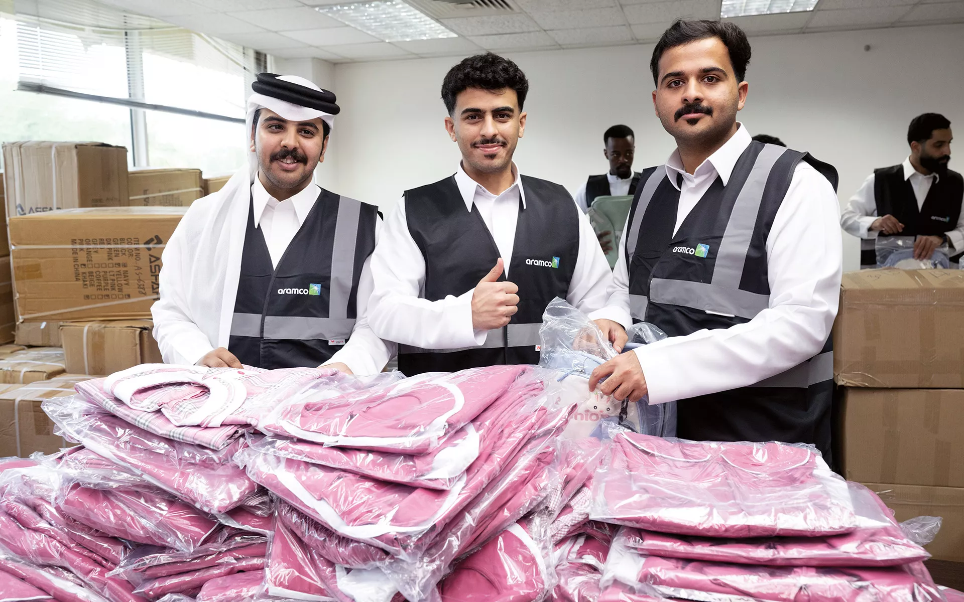 Aramcons help prepare students with Back-to-School Volunteer Campaign providing school supplies