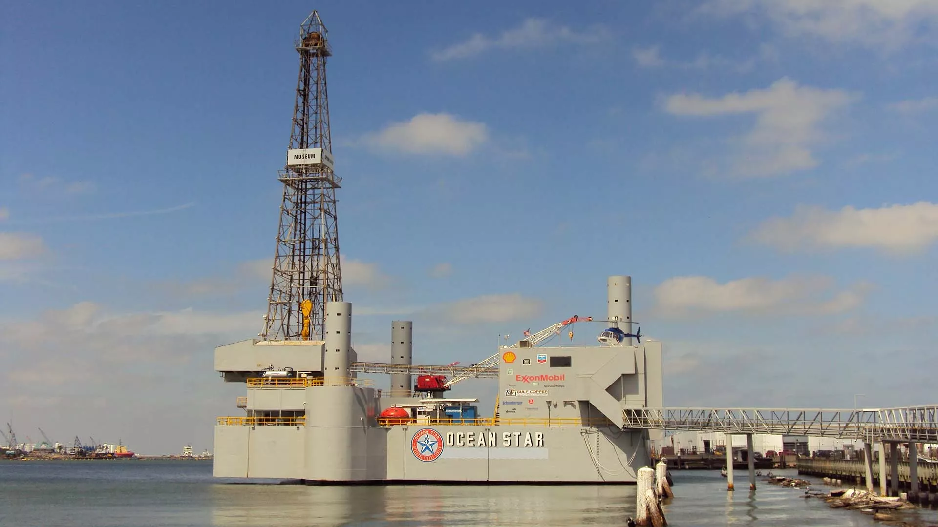 Aramco Houston students explore offshore drilling technology during summer internship