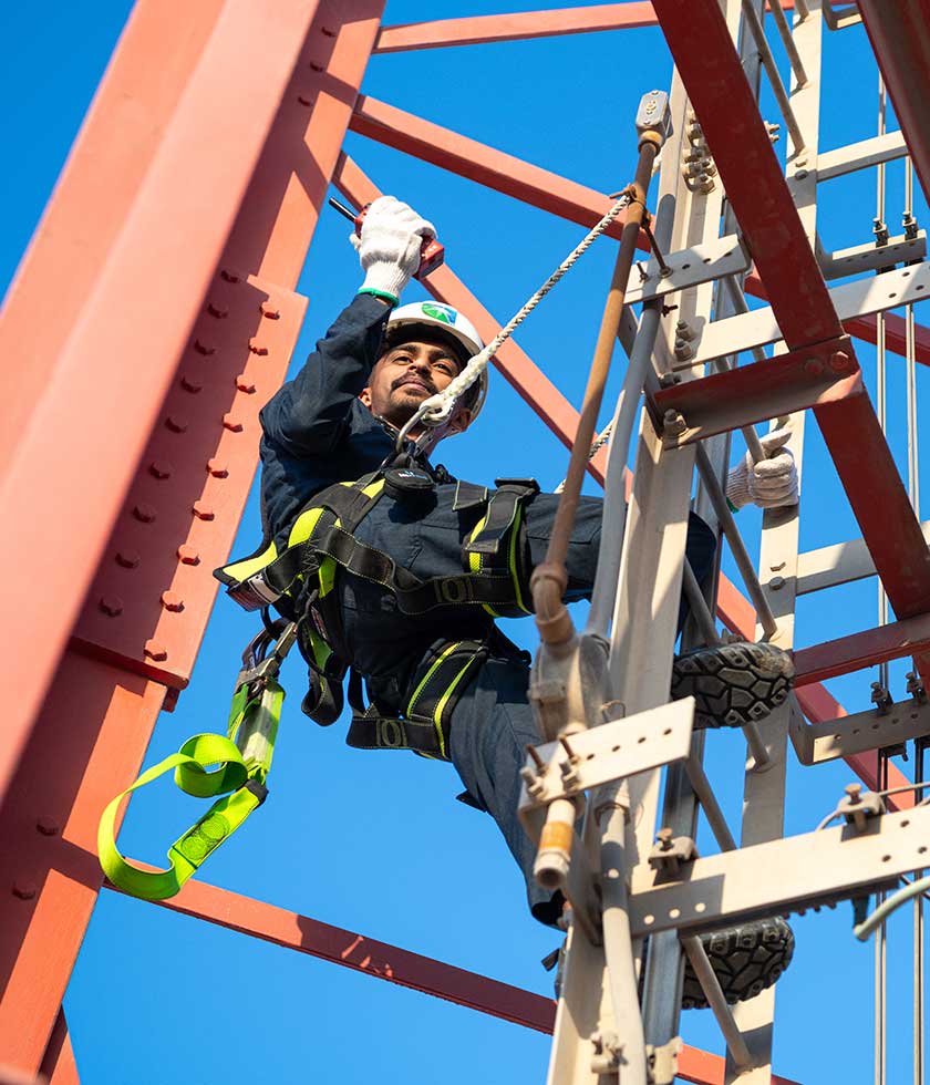 A Day in the Life of an Aramco rigger